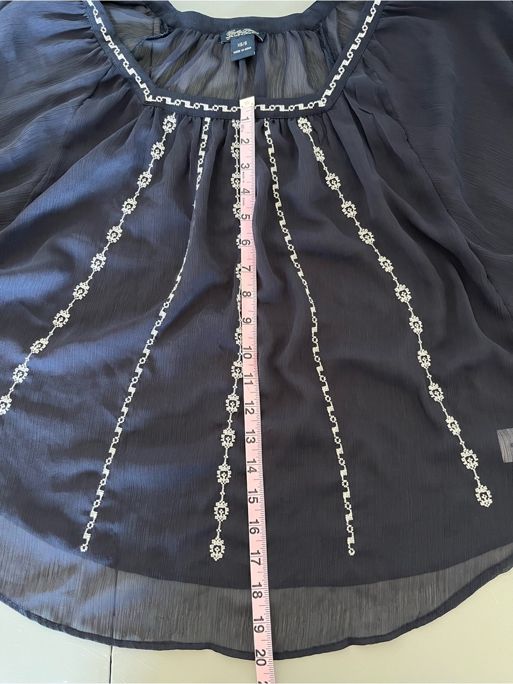 Lucky Brand Navy Sheer Boho Embroidered Top Lightweight and Flowy XS/S - Picture 10 of 10